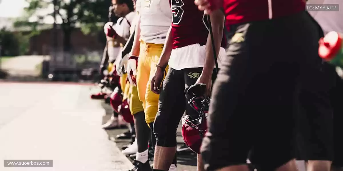 🎥 实时解说，让你身临其境感受赛场魅力！🔥